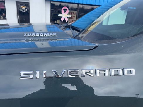 New 2026 Chevrolet Silverado 1500 LT image 9