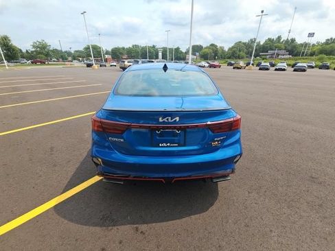 Used 2023 Kia Forte GT w/ GT2 Package FWD image 7