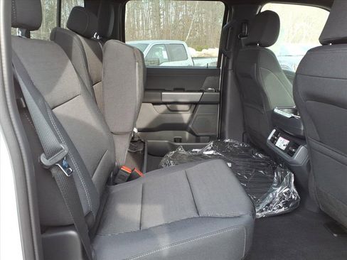 New 2026 Ford F150 XLT w/ Equipment Group 302A MID image 15