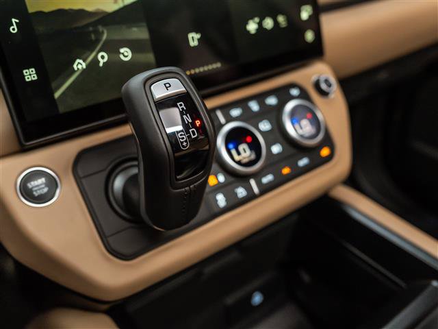 New 2026 Land Rover Defender 130 V8 AWD/4WD image 33