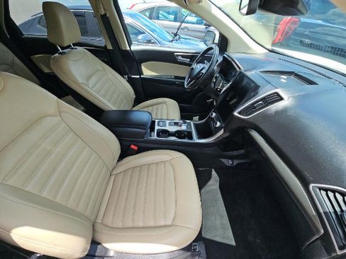 Used 2022 Ford Edge SEL w/ Convenience Package AWD/4WD image 9