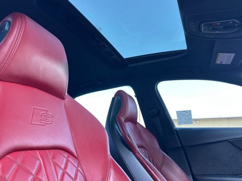 Used 2019 Audi S4 Premium Plus w/ Premium Plus Package image 16