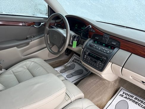 Used 2003 Cadillac De Ville 4dr Sdn w/ Comfort & Convenience Package image 6