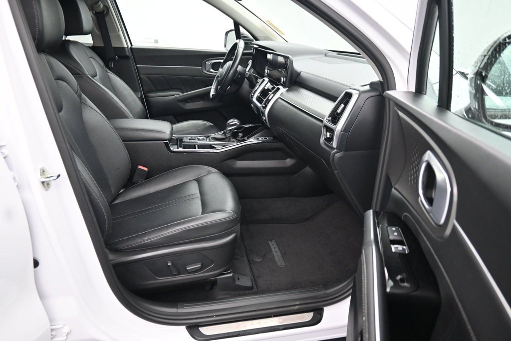 Used 2022 Kia Sorento SX AWD/4WD image 13