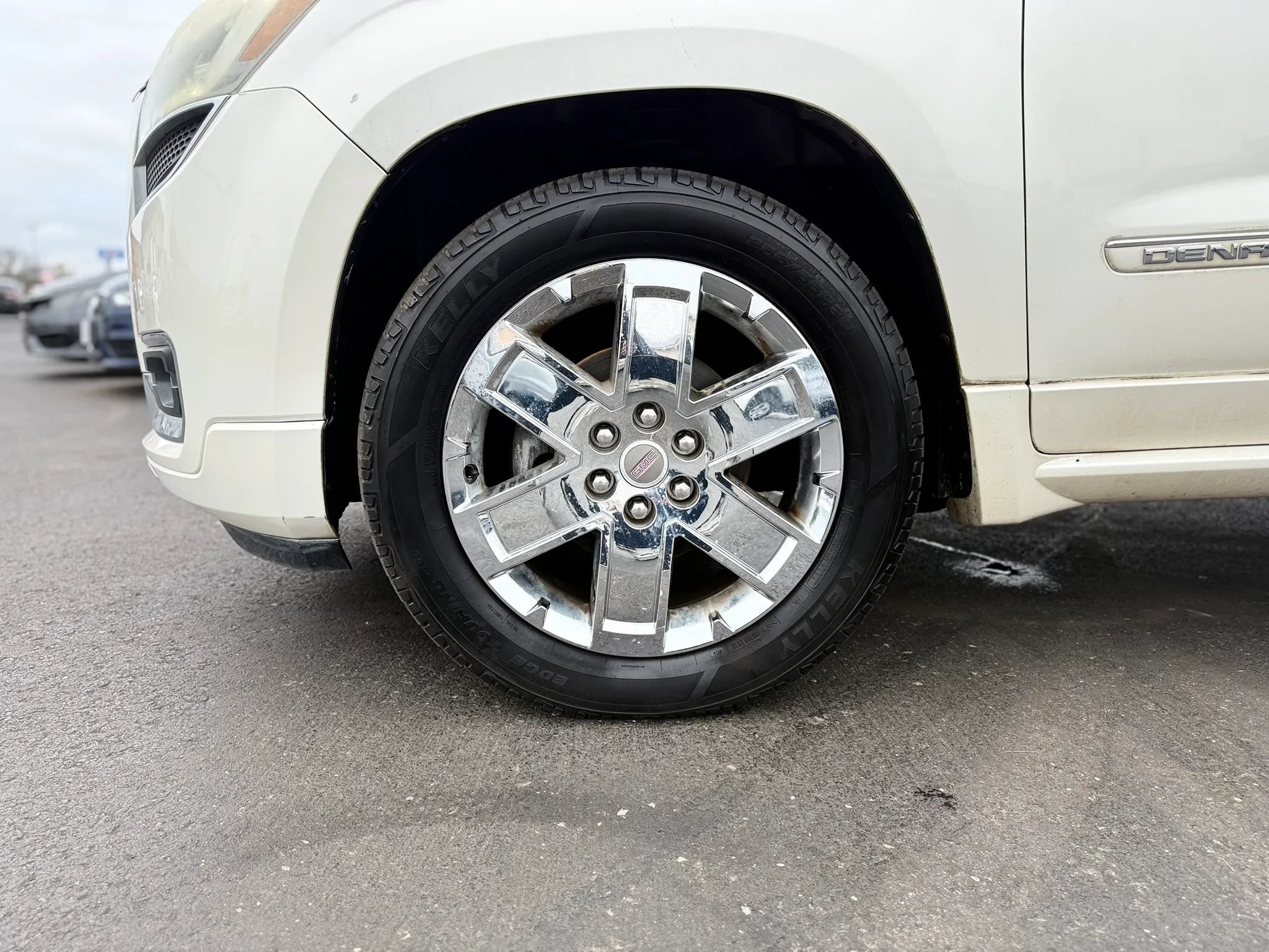 Used 2014 GMC Acadia Denali FWD image 41