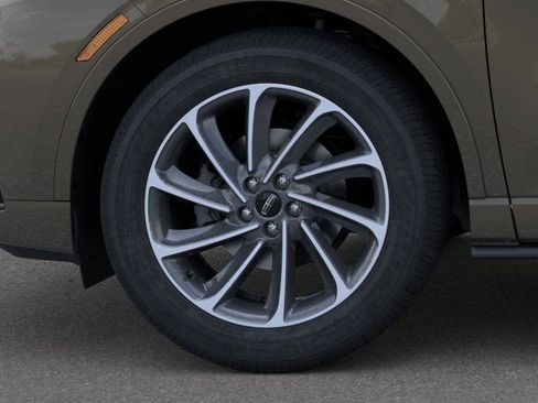 New 2026 Lincoln Corsair Grand Touring image 19