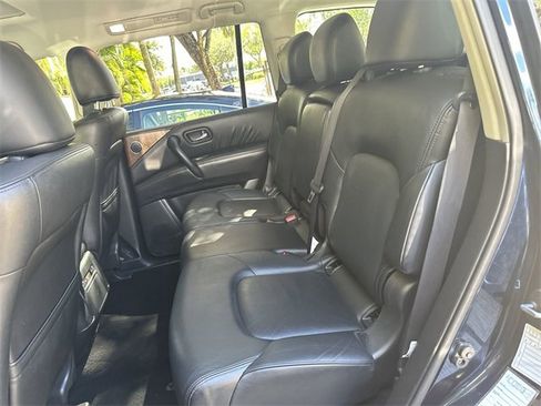 Used 2023 Nissan Armada SL image 25