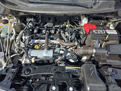 Used 2024 Nissan Versa S w/ Trunk Package FWD image 32