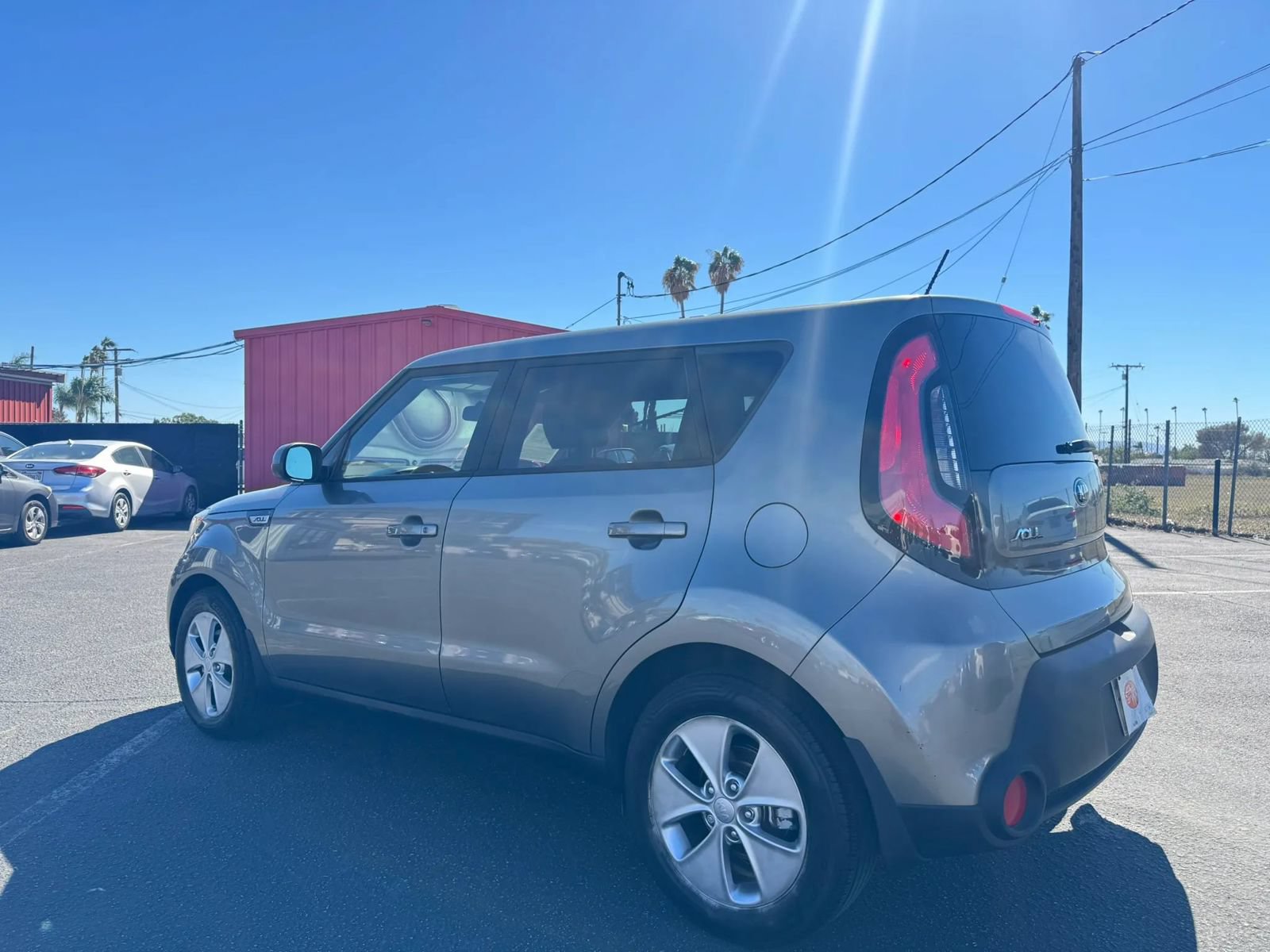 Used 2015 Kia Soul FWD image 4