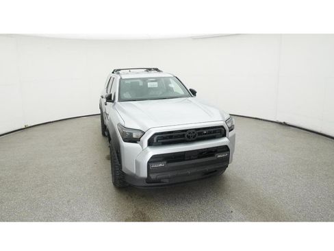 New 2025 Toyota 4Runner SR5 image 14