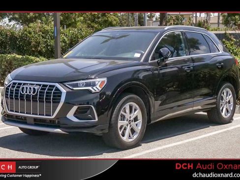 Used 2023 Audi Q3 2.0T Premium w/ Convenience Package AWD/4WD image 1