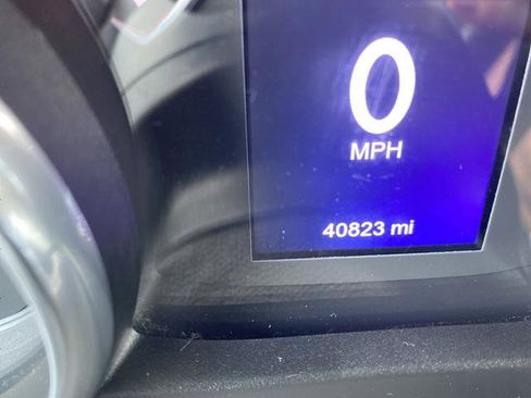 Used 2018 Jeep Wrangler Unlimited Sport AWD/4WD image 11