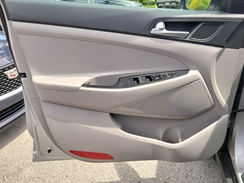 Used 2020 Hyundai Tucson Value FWD image 15
