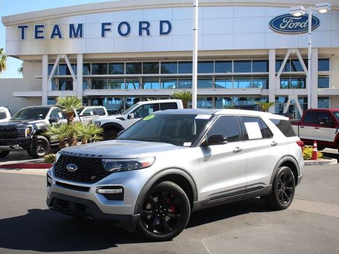Certified 2021 Ford Explorer ST AWD/4WD image 2