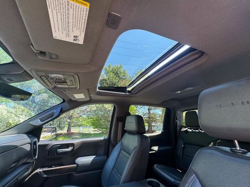 Used 2019 GMC Sierra 1500 Denali w/ Technology Package AWD/4WD image 8