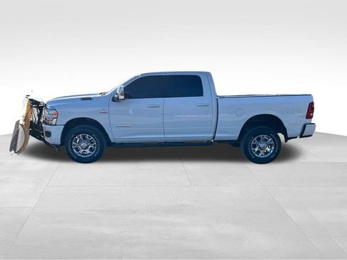 Used 2024 RAM 2500 Laramie AWD/4WD image 11