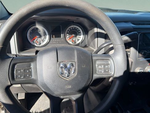 Used 2018 RAM 2500 Tradesman w/ Popular Equipment Group image 9