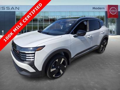 Certified 2025 Nissan Kicks SR