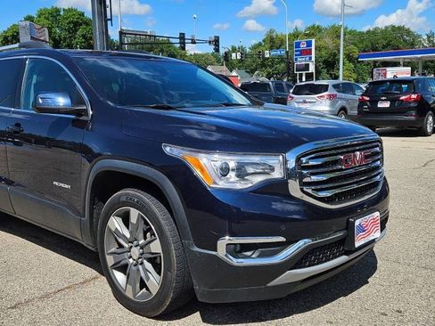 Used 2017 GMC Acadia SLT w/ LPO, Cargo Package AWD/4WD image 3