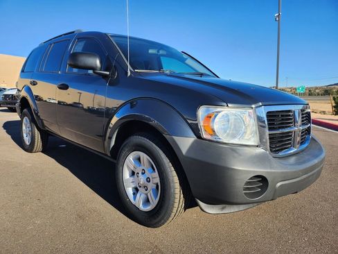 Used 2008 Dodge Durango SXT image 2
