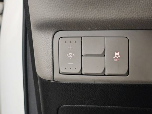 Used 2016 Kia Soul + FWD image 15