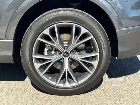 Used 2023 Audi Q8 Premium Plus w/ Premium Plus Package AWD/4WD image 19