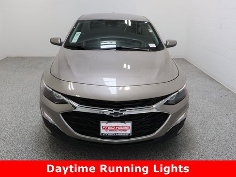 Used 2024 Chevrolet Malibu RS image 3