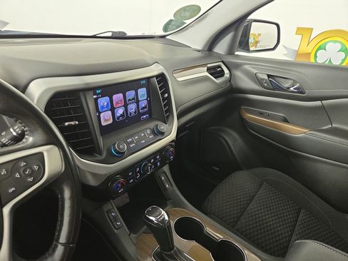 Used 2019 GMC Acadia SLE image 24