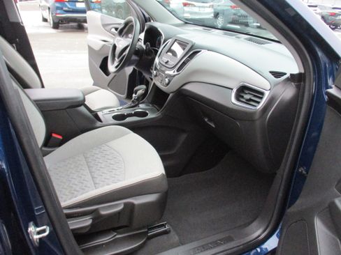 Certified 2022 Chevrolet Equinox LS w/ LS Convenience Package image 15