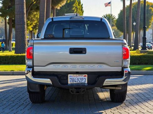 Used 2023 Toyota Tacoma TRD Off-Road image 6