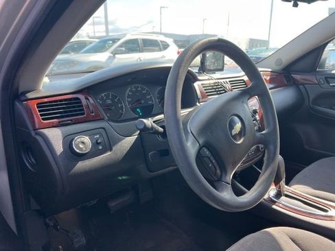 Used 2006 Chevrolet Impala LT image 9