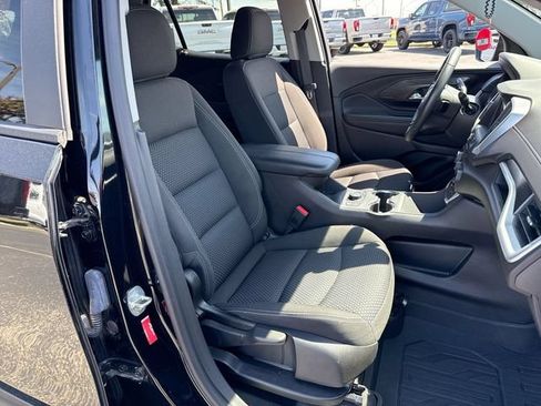 Used 2023 GMC Terrain SLE w/ Driver Convenience Package FWD image 25