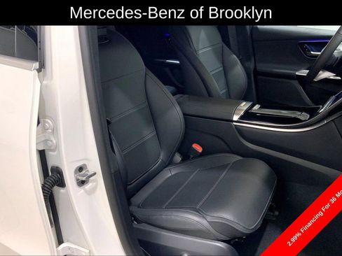 Certified 2025 Mercedes-Benz GLC 300 4MATIC image 8