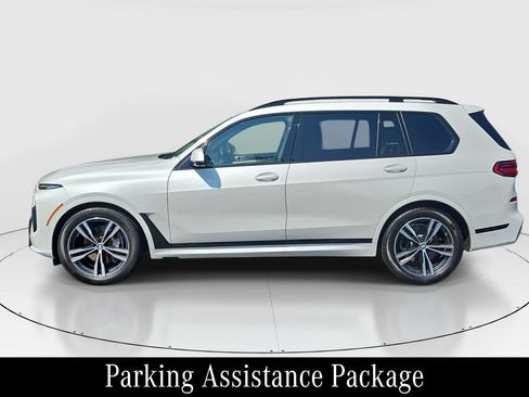 Used 2024 BMW X7 xDrive40i w/ Executive Package AWD/4WD image 5