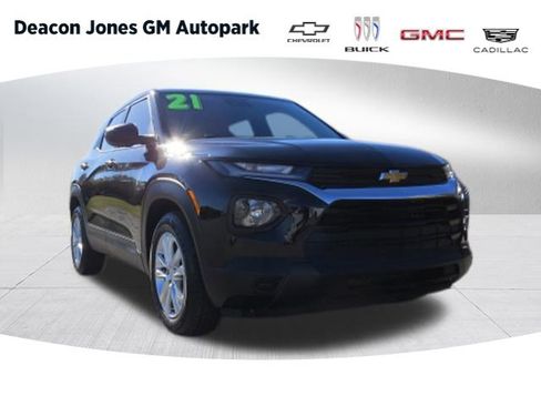 Used 2021 Chevrolet TrailBlazer LS image 1