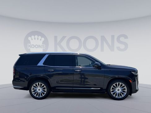 Used 2023 Cadillac Escalade Premium Luxury w/ Performance Package AWD/4WD image 8