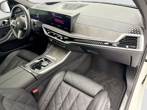 Used 2024 BMW X5 M60i w/ M Sport Professional Package AWD/4WD image 16