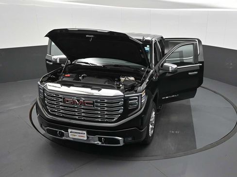 Used 2024 GMC Sierra 1500 Denali w/ Technology Package AWD/4WD image 27