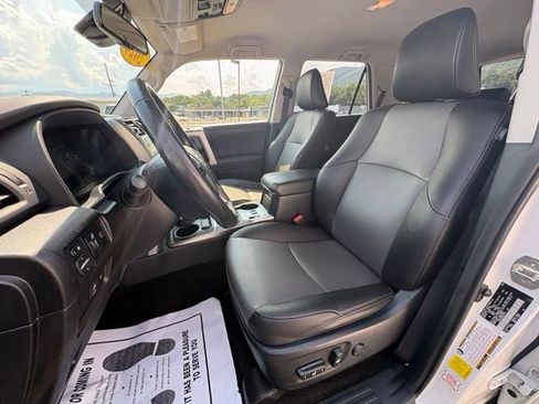 Used 2024 Toyota 4Runner SR5 Premium AWD/4WD image 26
