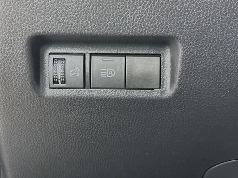 Certified 2025 Toyota RAV4 XLE image 10