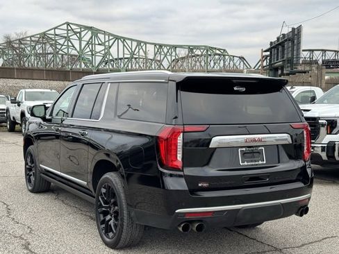 Used 2023 GMC Yukon XL Denali w/ Max Trailering Package image 3
