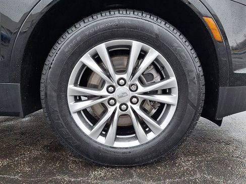 Certified 2022 Cadillac XT5 Premium Luxury image 9