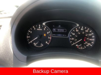 Used 2016 Nissan Altima 2.5 SR w/ LED Appearance Package