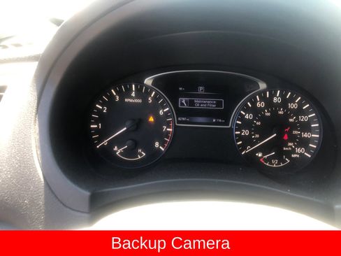 Used 2016 Nissan Altima 2.5 SR w/ LED Appearance Package FWD image 1