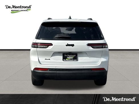 Used 2023 Jeep Grand Cherokee L Laredo image 6