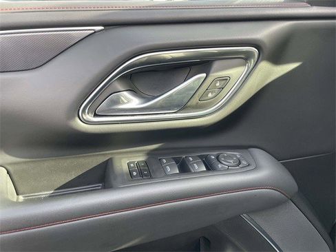 Certified 2024 Chevrolet Suburban RST w/ Luxury Package image 22