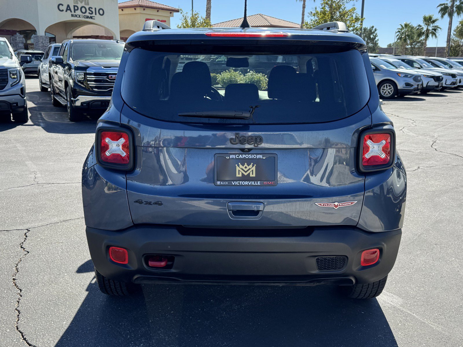 Used 2023 Jeep Renegade Trailhawk AWD/4WD image 5