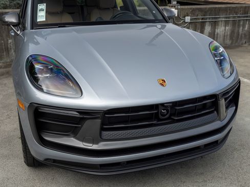 New 2026 Porsche Macan Turbo AWD/4WD image 15