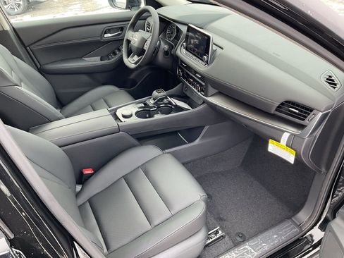 New 2026 Nissan Rogue SV w/ SV Premium Package image 19