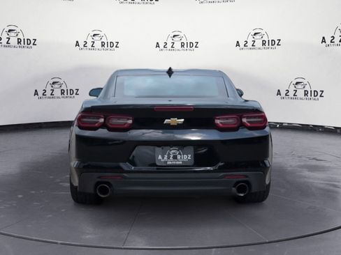 Used 2020 Chevrolet Camaro LT RWD image 5